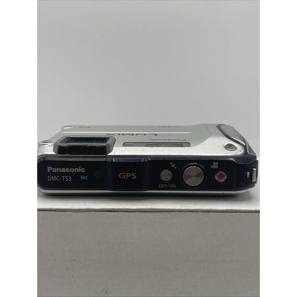 Panasonic Lumix DMC-TS3 Waterproof Camera AS-IS Powers On No Card Read